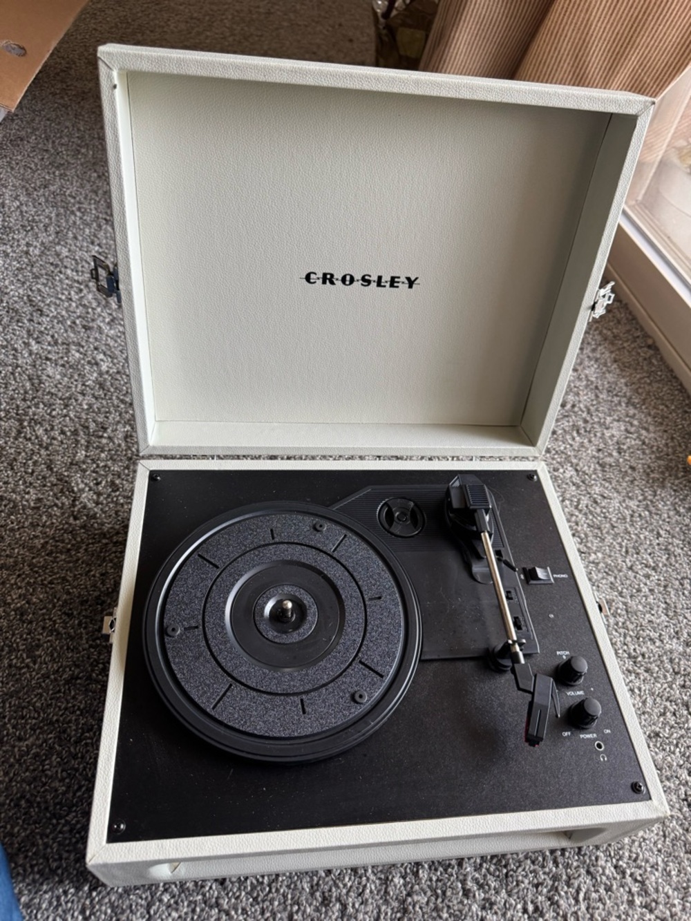 Crosley Voyager Cream Portable Suitcase Turntable